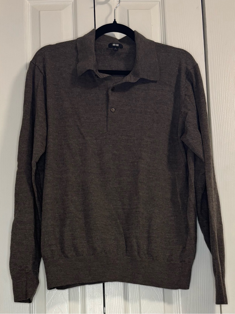 Uniqlo Merino Wool Collared Sweater / size L